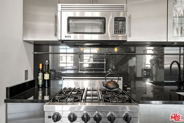 849 S Broadway 1210, Los Angeles, CA 90014