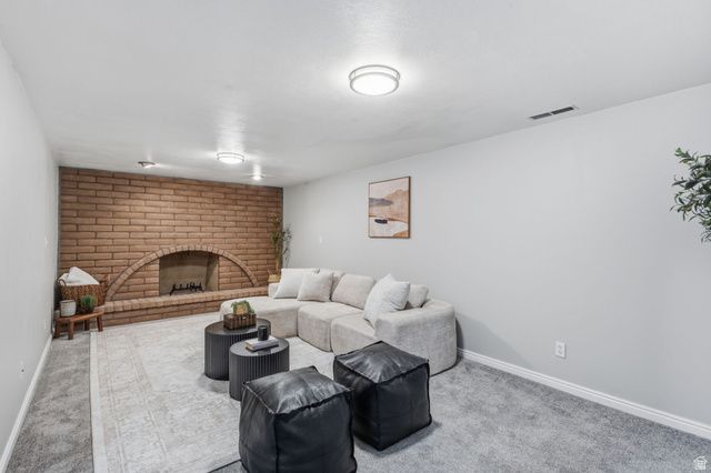 8143 S BRYCE DR, Sandy, UT 84070