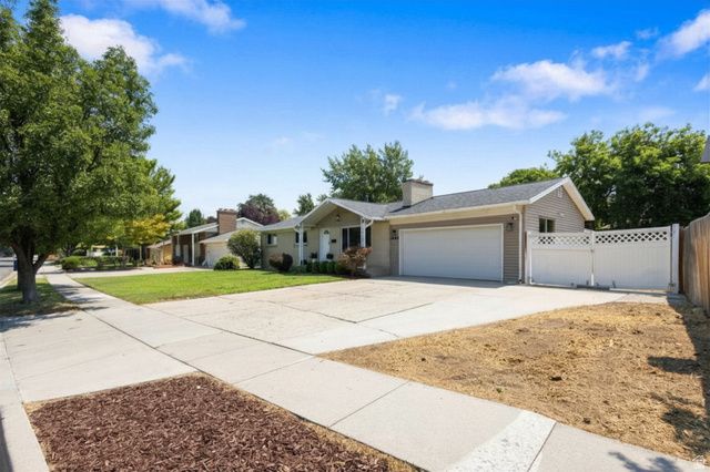 8143 S BRYCE DR, Sandy, UT 84070