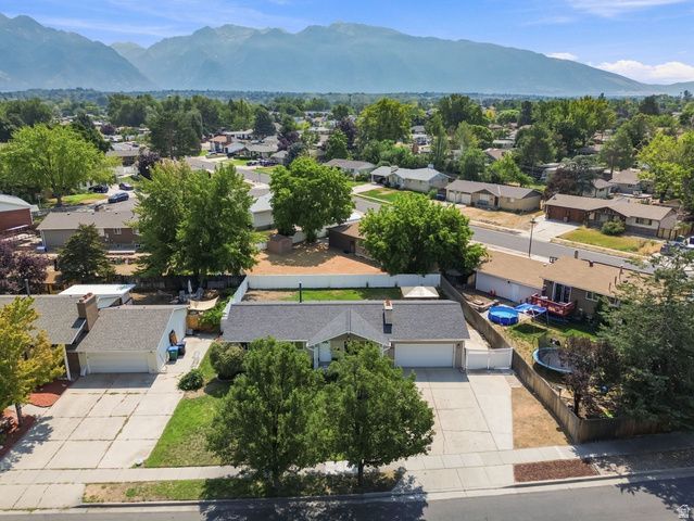 8143 S BRYCE DR, Sandy, UT 84070