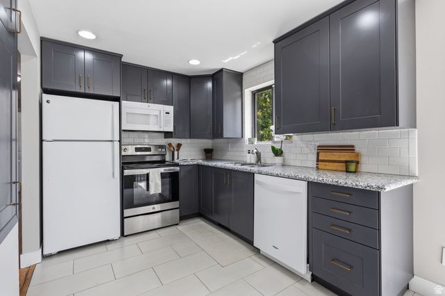 8143 S BRYCE DR, Sandy, UT 84070