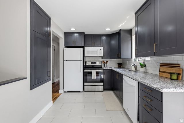 8143 S BRYCE DR, Sandy, UT 84070