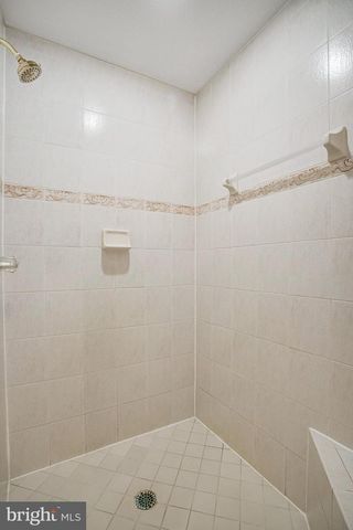 8261 ROSELAND DR, Fairfax Station, VA 22039