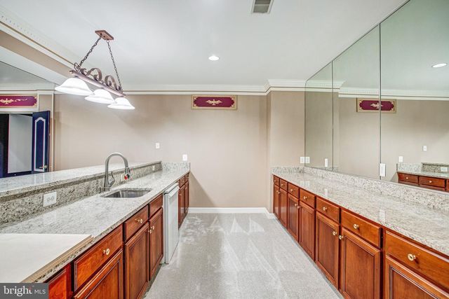 8261 ROSELAND DR, Fairfax Station, VA 22039
