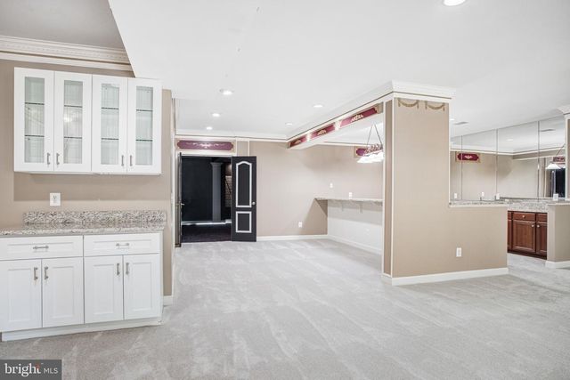 8261 ROSELAND DR, Fairfax Station, VA 22039