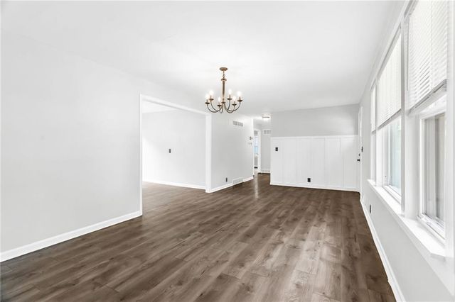 8849 N Locust Street, Kansas City, MO 64155