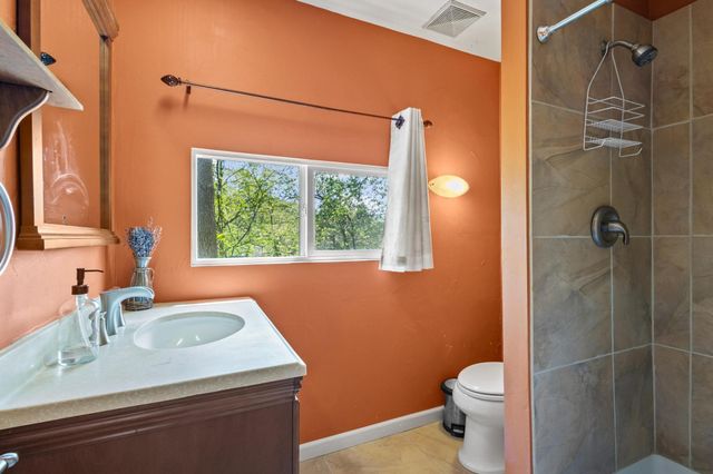 226 Cambridge Drive, Pottsboro, TX 75076