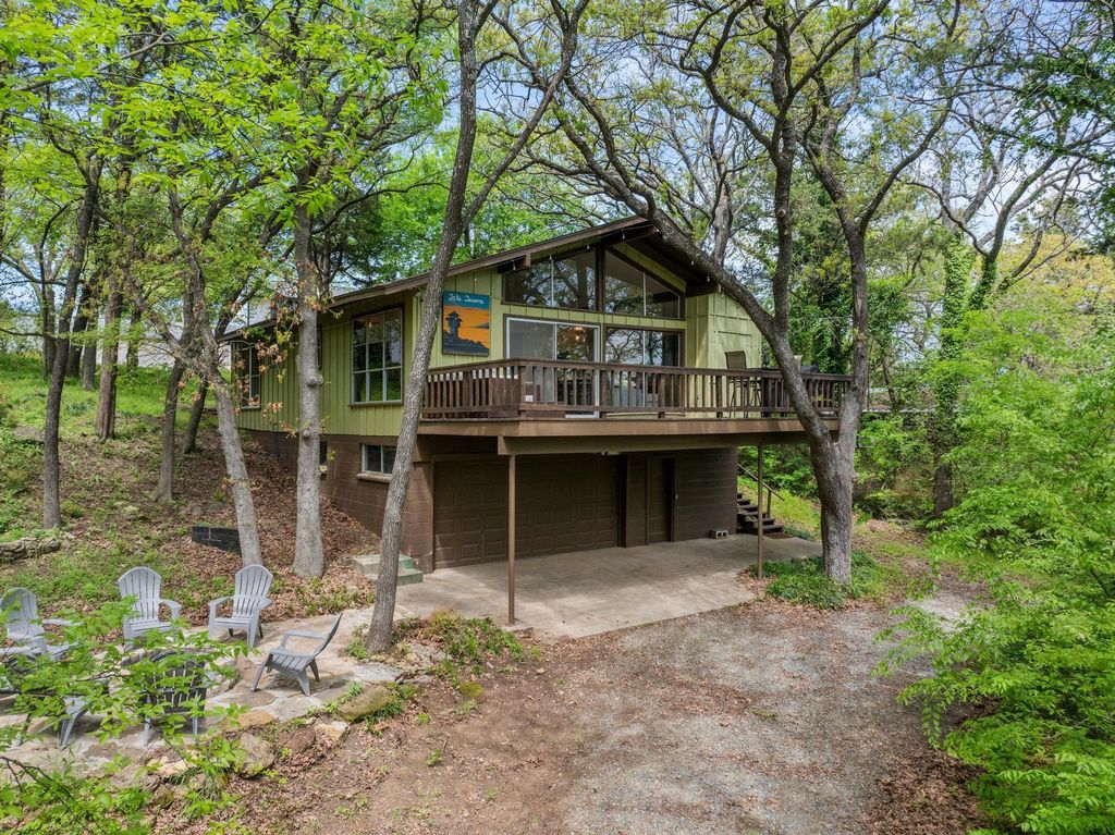 226 Cambridge Drive, Pottsboro, TX 75076