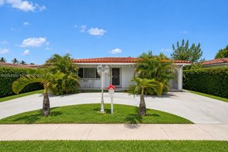 291 W 47th Street, Hialeah, FL 33012