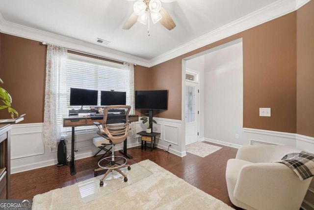705 Abbotsford Way, Woodstock, GA 30188