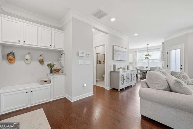 705 Abbotsford Way, Woodstock, GA 30188