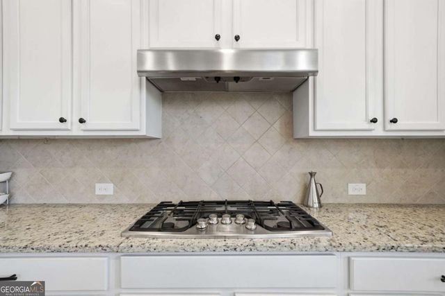 705 Abbotsford Way, Woodstock, GA 30188