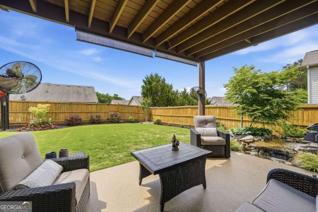 705 Abbotsford Way, Woodstock, GA 30188