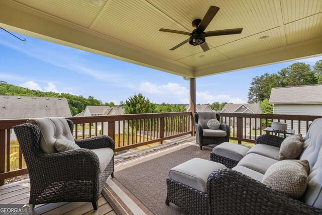 705 Abbotsford Way, Woodstock, GA 30188