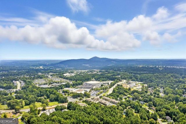 705 Abbotsford Way, Woodstock, GA 30188