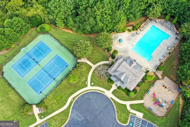 705 Abbotsford Way, Woodstock, GA 30188