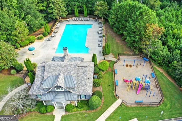 705 Abbotsford Way, Woodstock, GA 30188