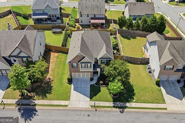 705 Abbotsford Way, Woodstock, GA 30188
