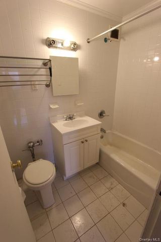 144-87 41st Avenue 108, Flushing, NY 11355