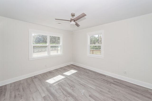 1124 Sallie Manigault Lane, Mcclellanville, SC 29458