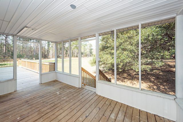 1124 Sallie Manigault Lane, Mcclellanville, SC 29458