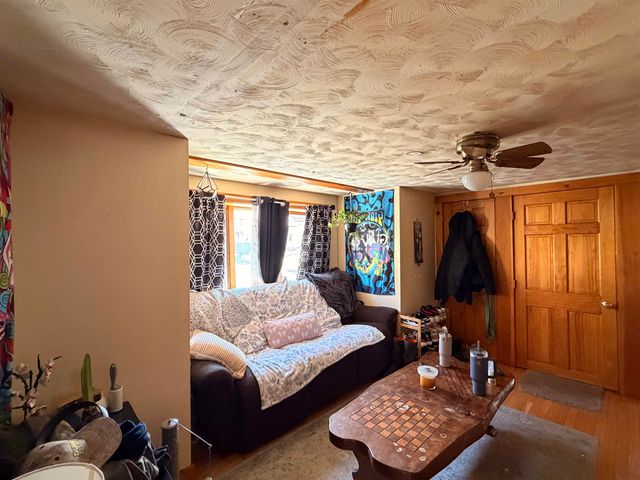 12 Mechanic Street, Winchester, NH 03470