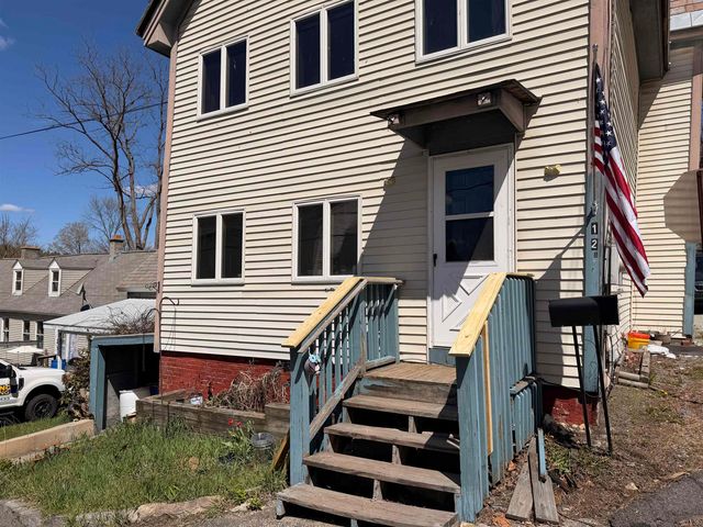 12 Mechanic Street, Winchester, NH 03470