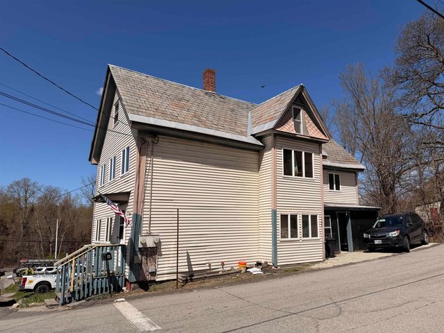 12 Mechanic Street, Winchester, NH 03470