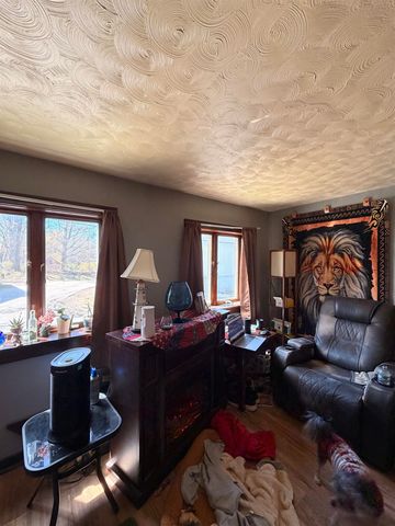 12 Mechanic Street, Winchester, NH 03470