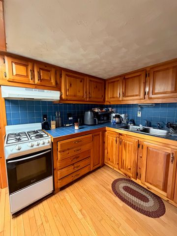 12 Mechanic Street, Winchester, NH 03470