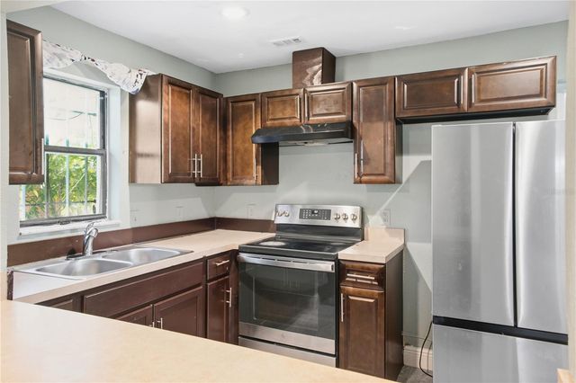 4288 PRINCE HALL BOULEVARD, Orlando, FL 32811
