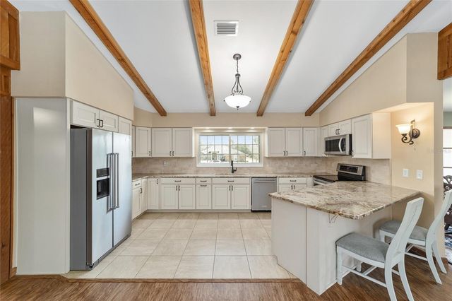 5252 NW 76TH COURT, Ocala, FL 34482