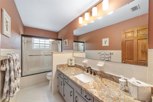 5252 NW 76TH COURT, Ocala, FL 34482