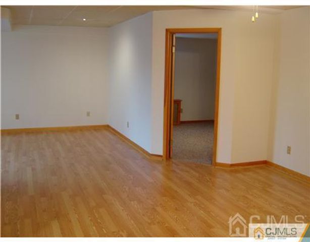 54 Loring Avenue 1, Edison, NJ 08817