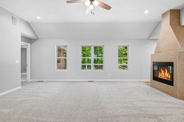 200 Ridgefield Court, Ozark, MO 65721