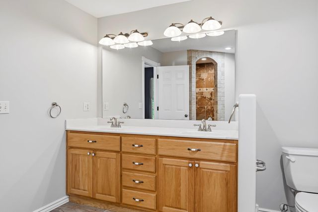 200 Ridgefield Court, Ozark, MO 65721