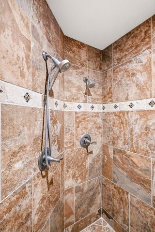 200 Ridgefield Court, Ozark, MO 65721