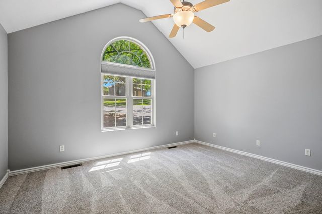 200 Ridgefield Court, Ozark, MO 65721