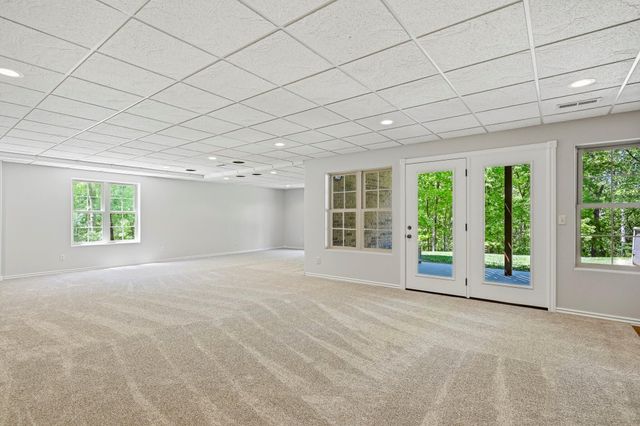 200 Ridgefield Court, Ozark, MO 65721