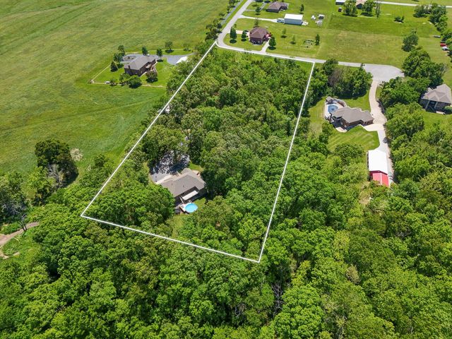 200 Ridgefield Court, Ozark, MO 65721