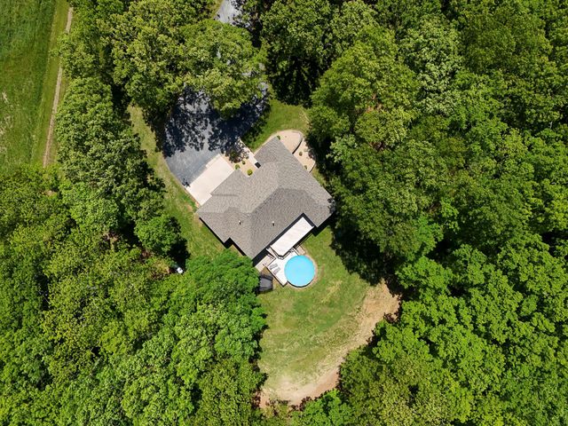 200 Ridgefield Court, Ozark, MO 65721