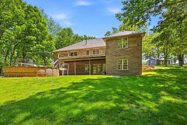 200 Ridgefield Court, Ozark, MO 65721