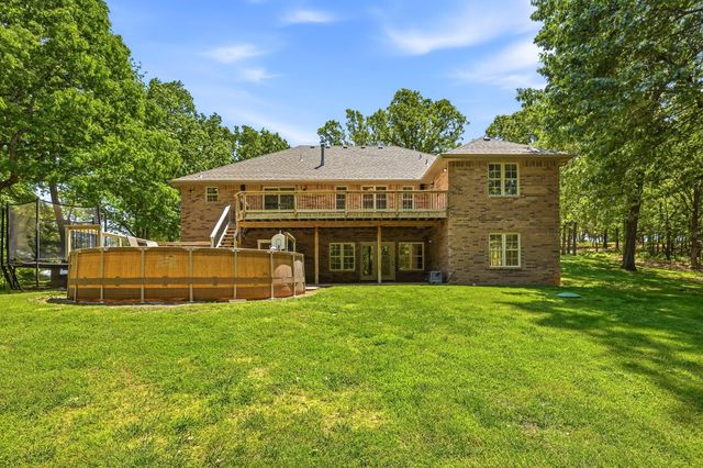 200 Ridgefield Court, Ozark, MO 65721