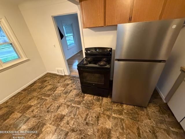 22890 Firwood Avenue, Eastpointe, MI 48021