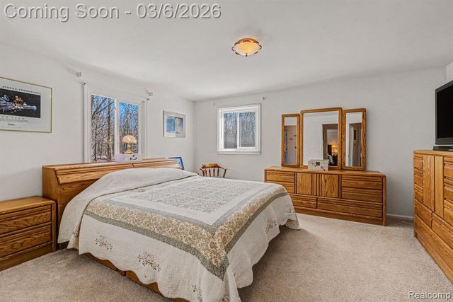 9667 Burning Tree Drive, Grand Blanc, MI 48439