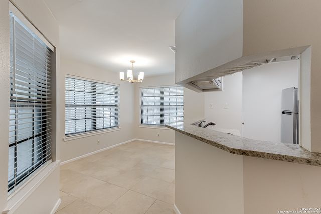 10955 Wurzbach Rd Apt 112, San Antonio, TX 78230
