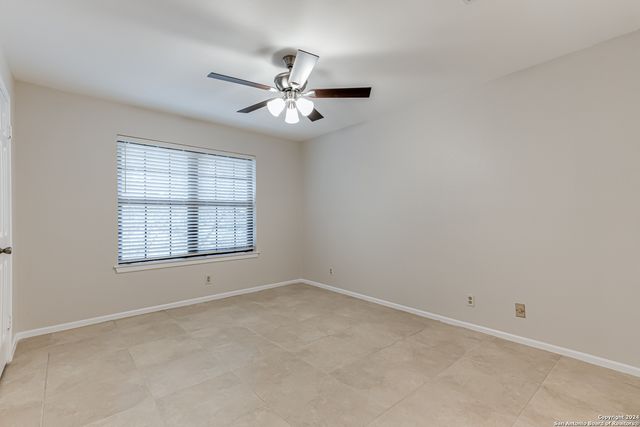 10955 Wurzbach Rd Apt 112, San Antonio, TX 78230