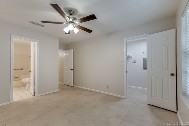 10955 Wurzbach Rd Apt 112, San Antonio, TX 78230