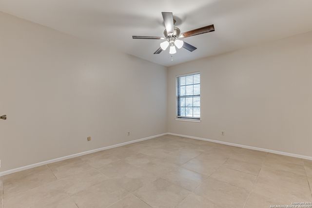 10955 Wurzbach Rd Apt 112, San Antonio, TX 78230