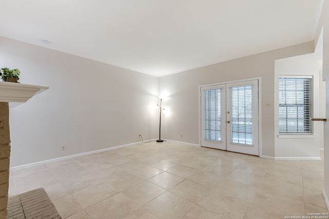 10955 Wurzbach Rd Apt 112, San Antonio, TX 78230